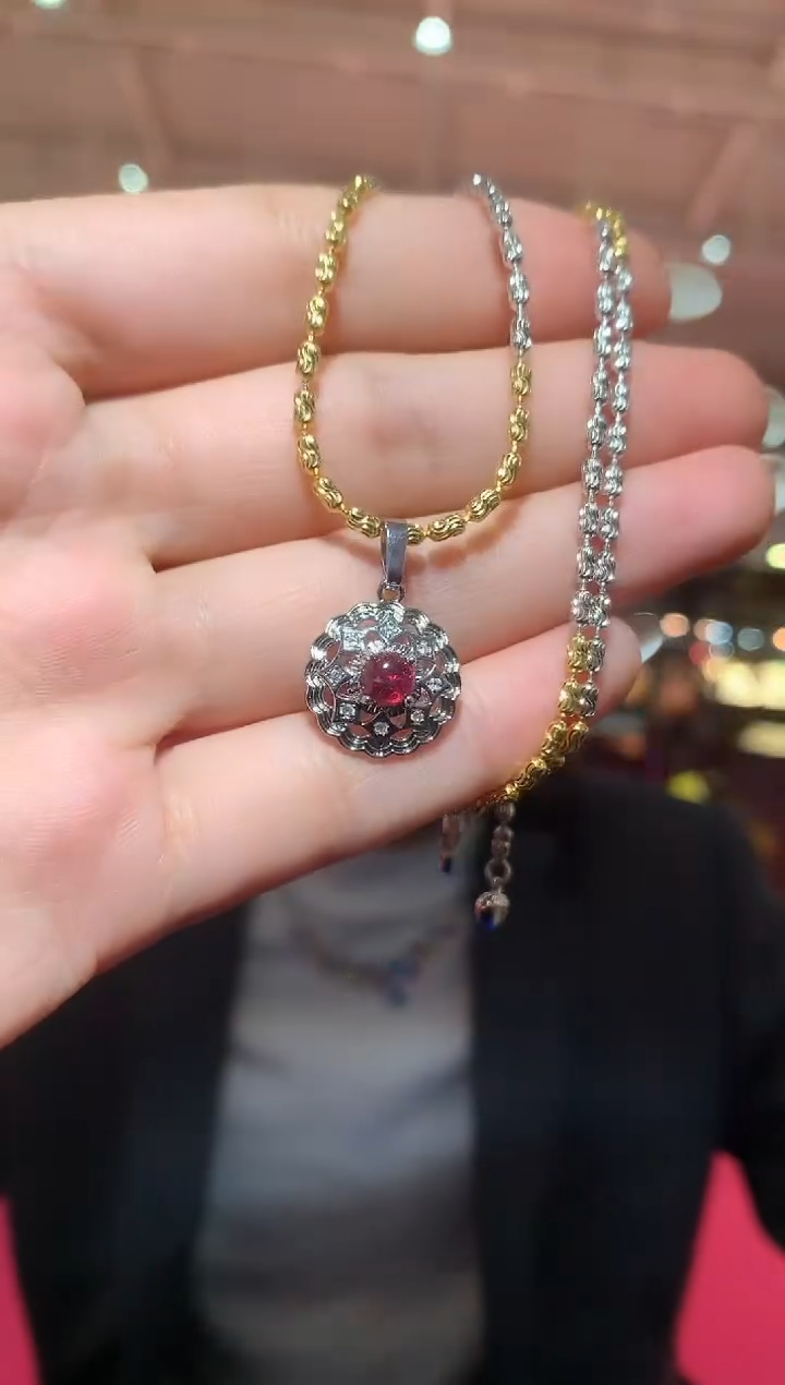 吊坠(赠链)未镶嵌石榴石【宝石世家严选】