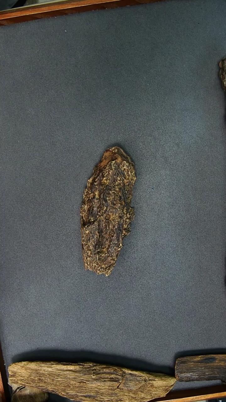 沉香手把件25.7g正区顺化老料