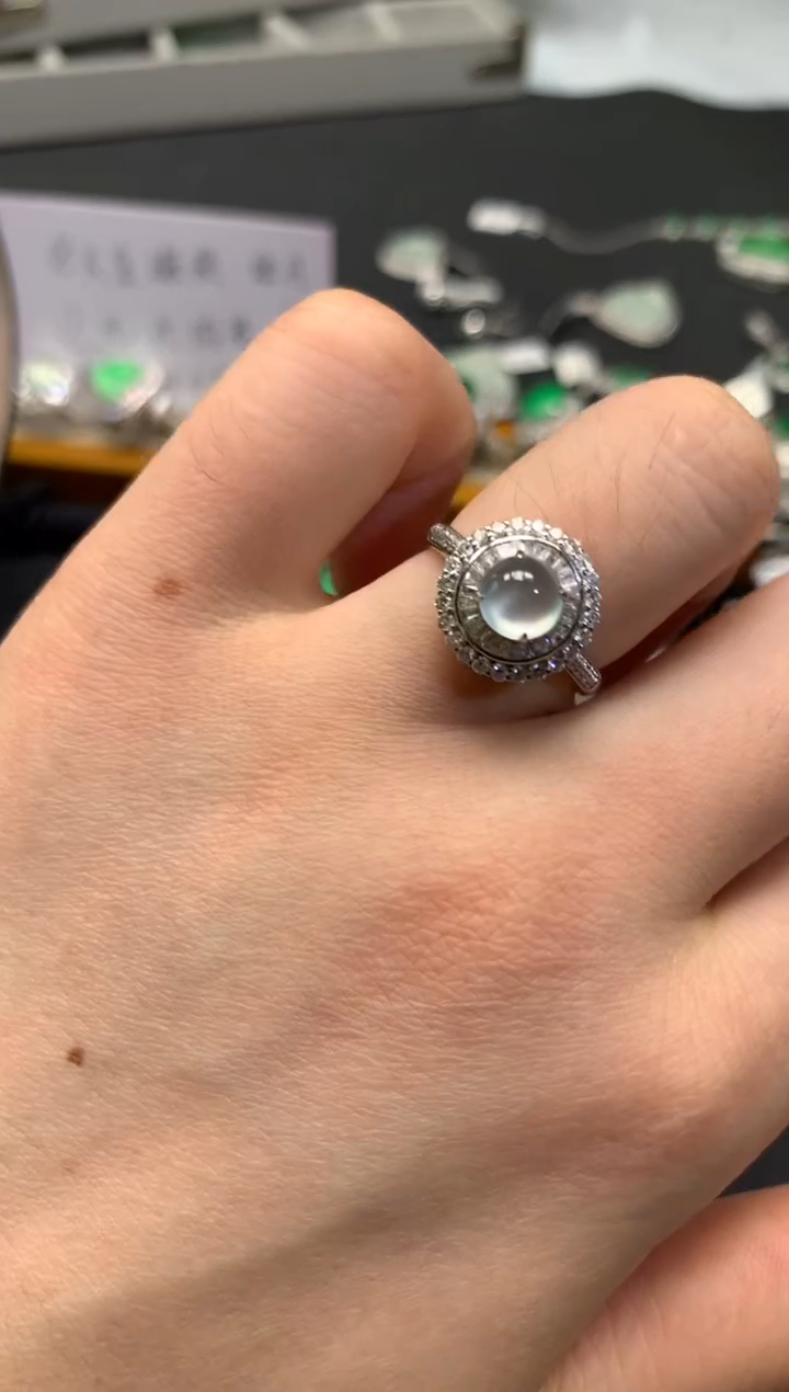 翡翠18K金镶嵌吊坠(不含链)戒指