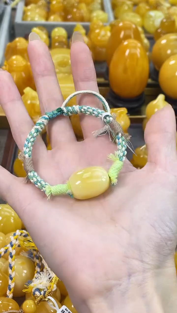 裸石琥珀未镶嵌J37