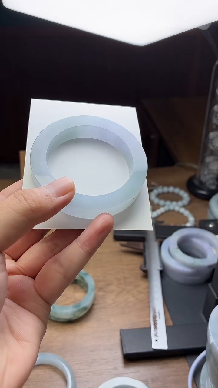 未镶嵌手镯定制翡翠虹定制