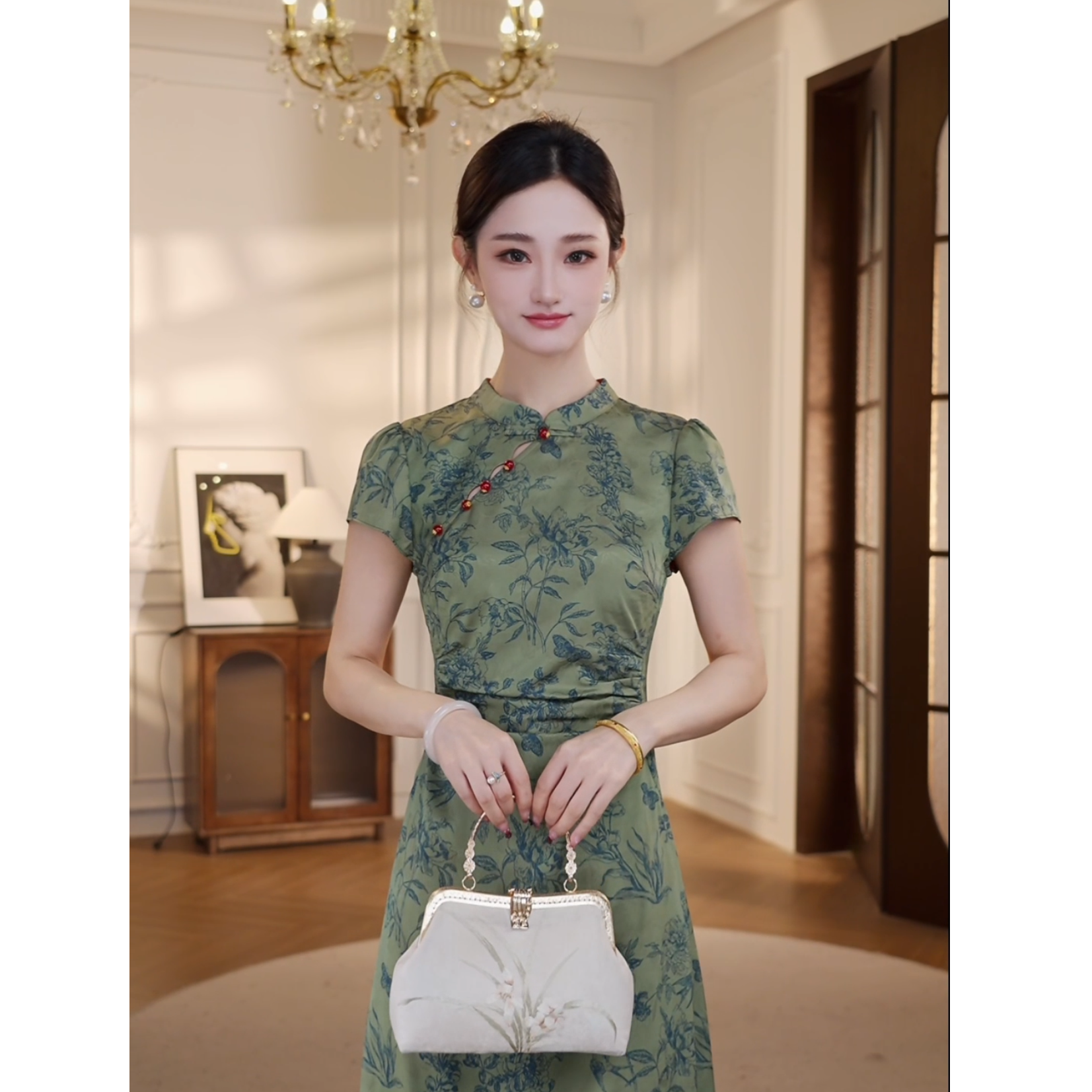 【双双&GERTCOREL】绿肥红瘦 新中式印花祖母绿旗袍CC252L1105