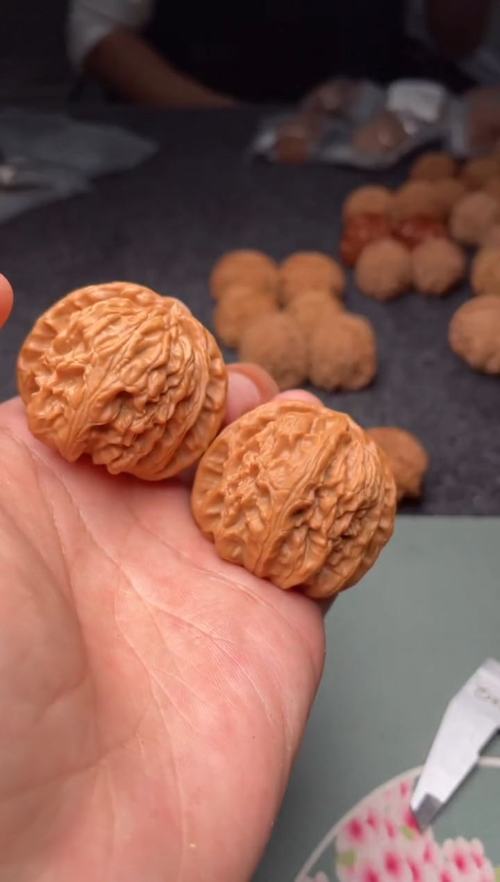 把件文玩核桃a173  白狮子    40尺