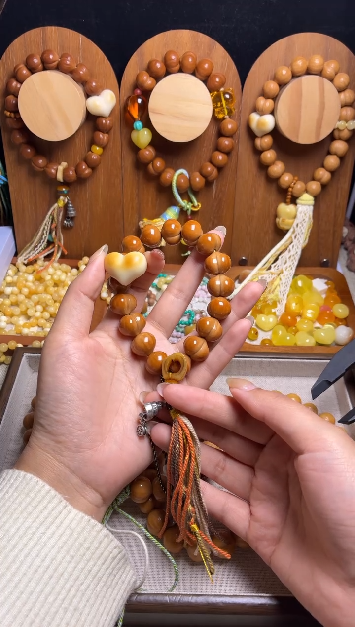 手串猴头核桃啾***仔差价