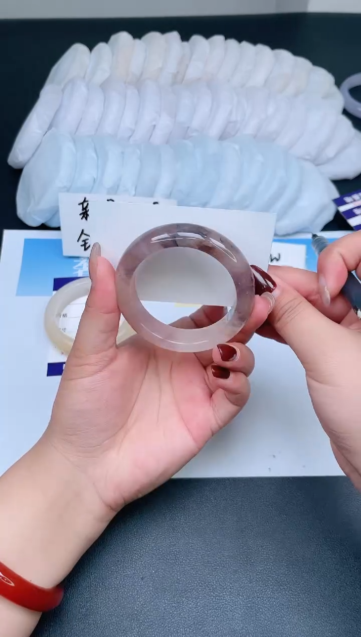 【闪购商品】石英质玉手镯未镶嵌119-52.1