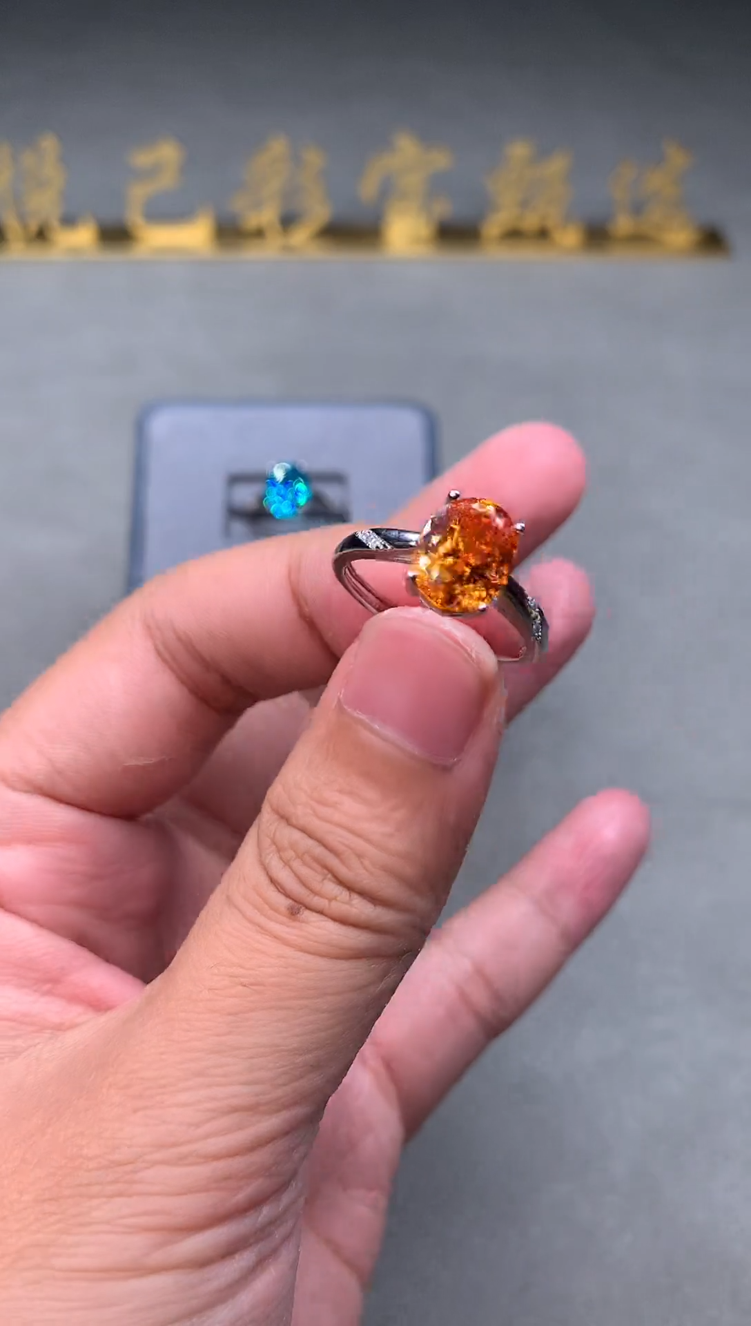 银S925镶嵌戒指石榴石（芬达石）2222