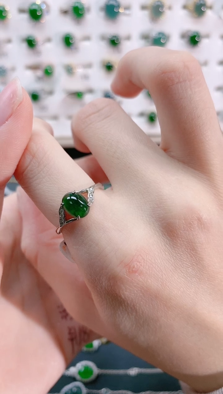 【闪购商品】翡翠戒指银S925镶嵌天然翡翠