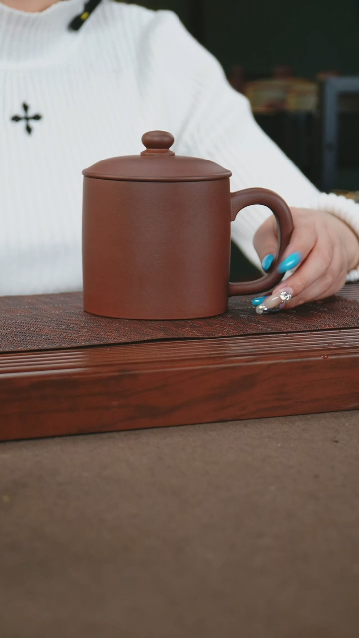 茶杯紫砂原矿底槽青紫砂杯 500cc