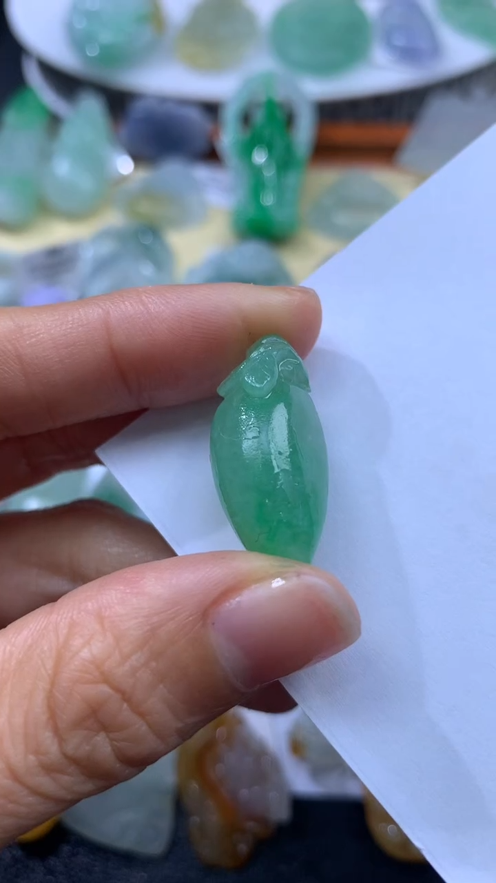 【闪购商品】定制翡翠未镶嵌翡翠