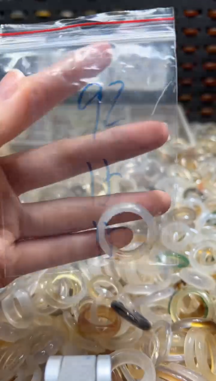 未镶嵌戒指玛瑙/玉髓92