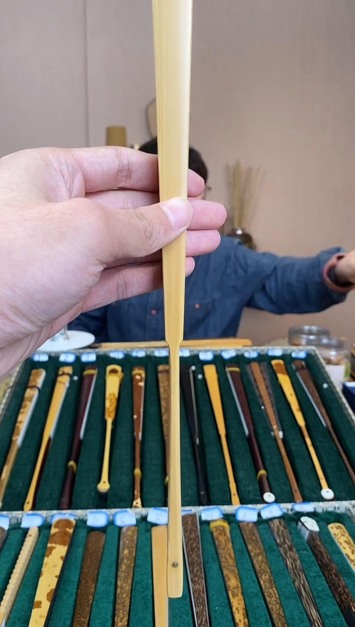 【闪购商品】扇子庙门肩古方的玉竹折扇