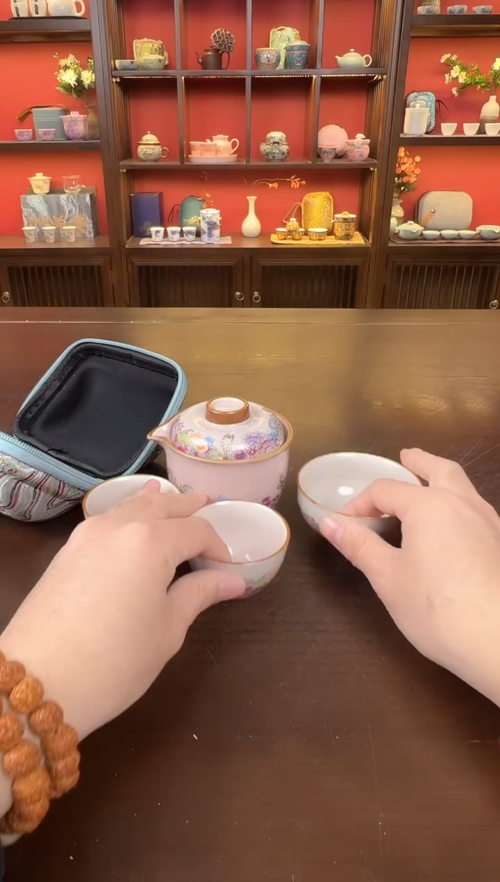 【闪购商品】粉彩三杯111111111111111