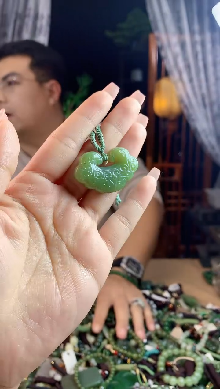 【闪购商品】和田玉挂件未镶嵌多样性发货拍一发一