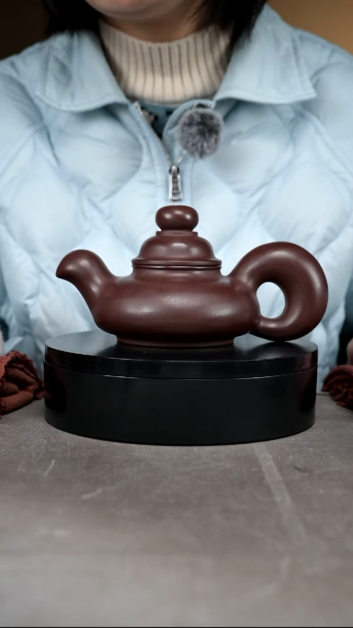 茶壶紫砂容量260cc