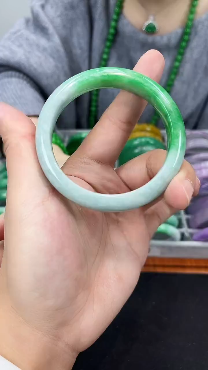 【闪购商品】砖雕s29 半山水手镯 圈口59