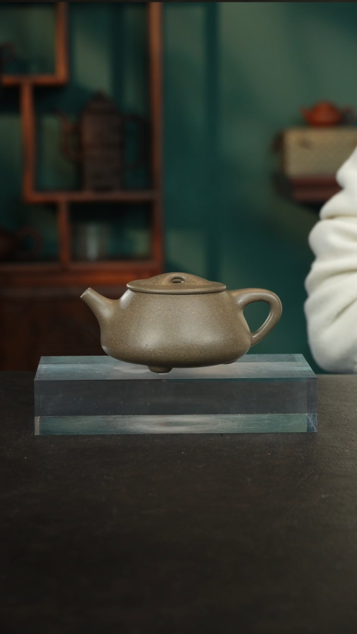 【闪购商品】紫砂茶壶04蟹壳青景舟石瓢320cc