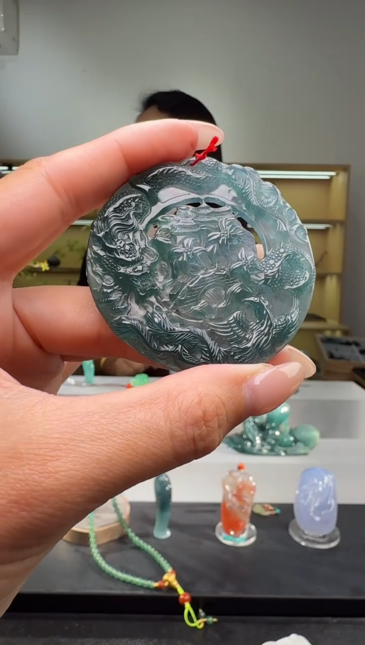 吊坠(赠链)未镶嵌翡翠龙凤（多样性发其一）