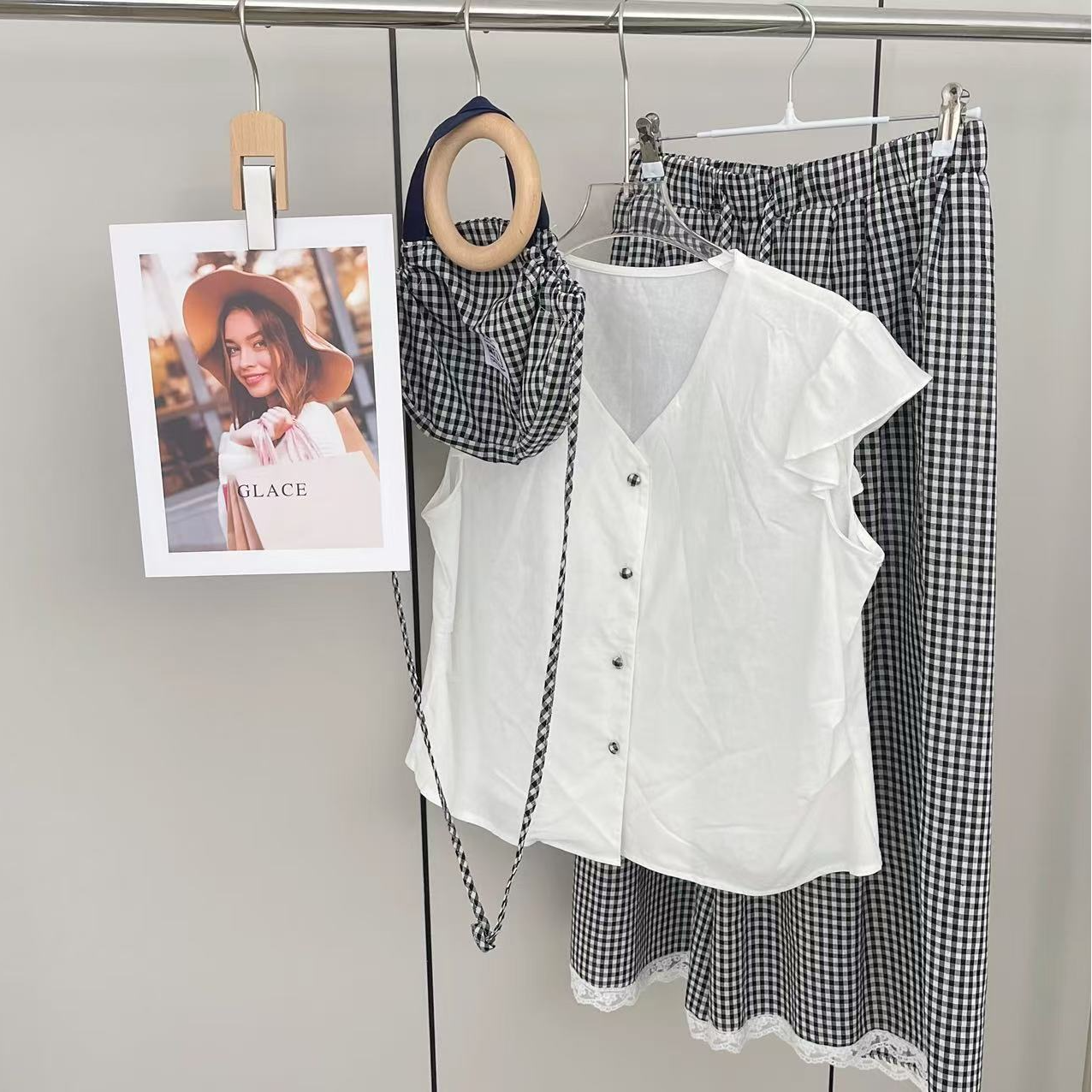 设计师时尚夏款女装气质显瘦