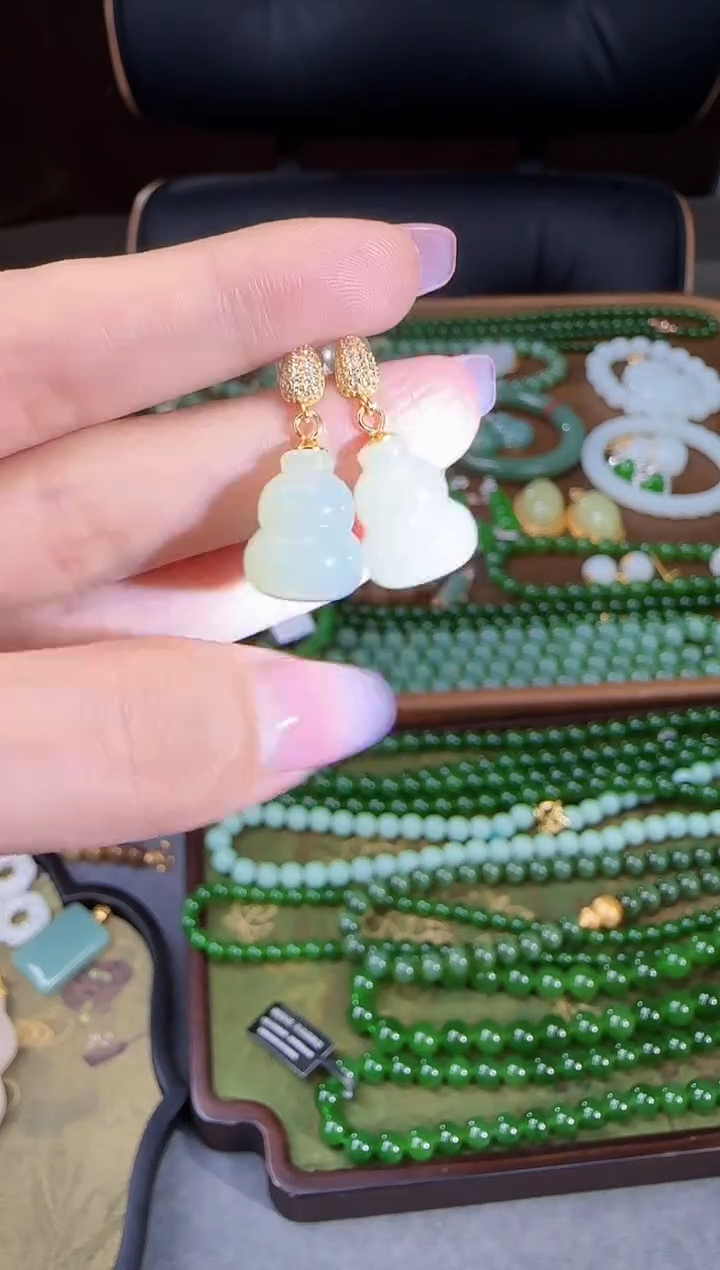 银S925镶嵌和田玉耳饰1