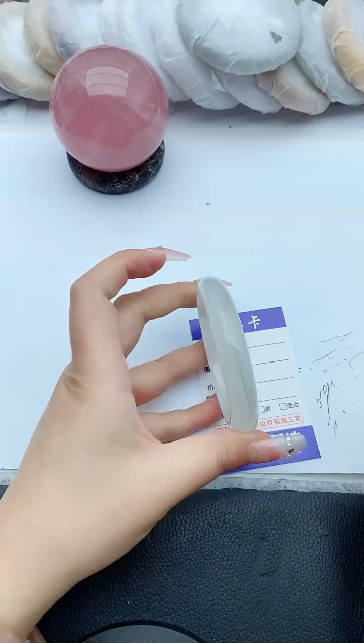 【闪购商品】石英质玉手镯未镶嵌288+56/57