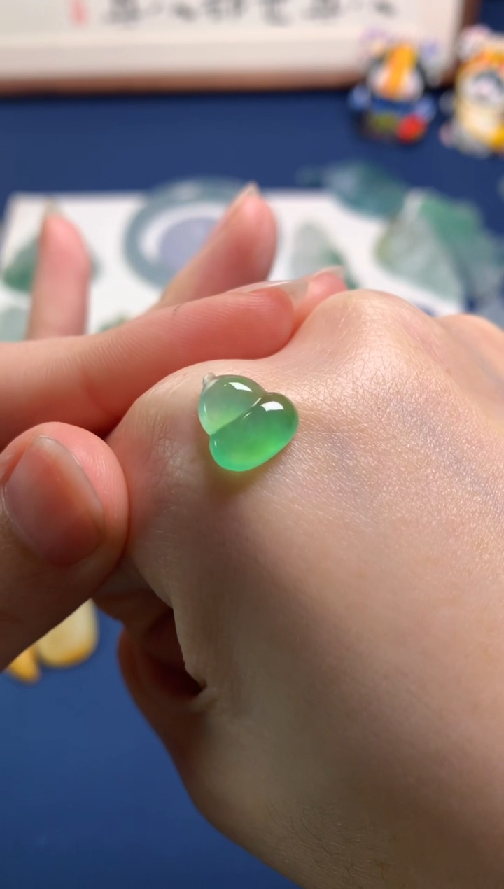 【闪购商品】定制翡翠未镶嵌0884462012