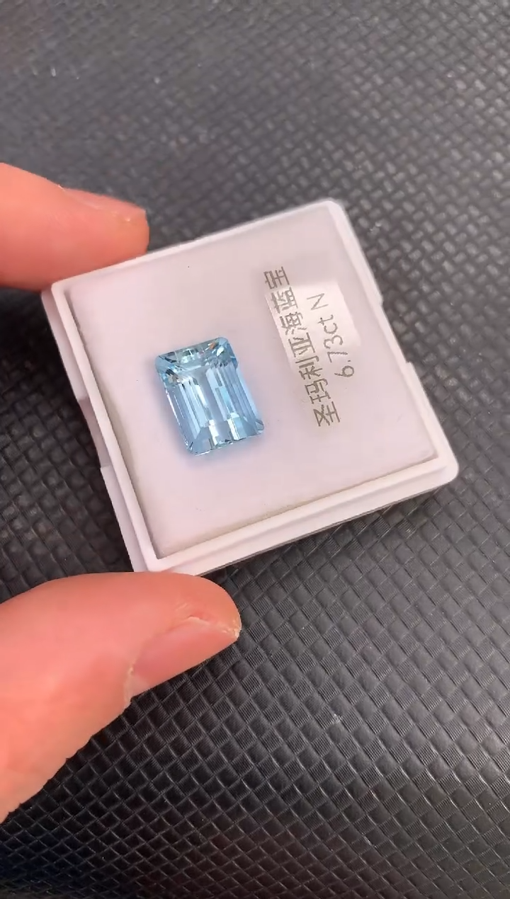 【闪购商品】海蓝宝石裸石未镶嵌天然圣玛利亚色海蓝宝石
