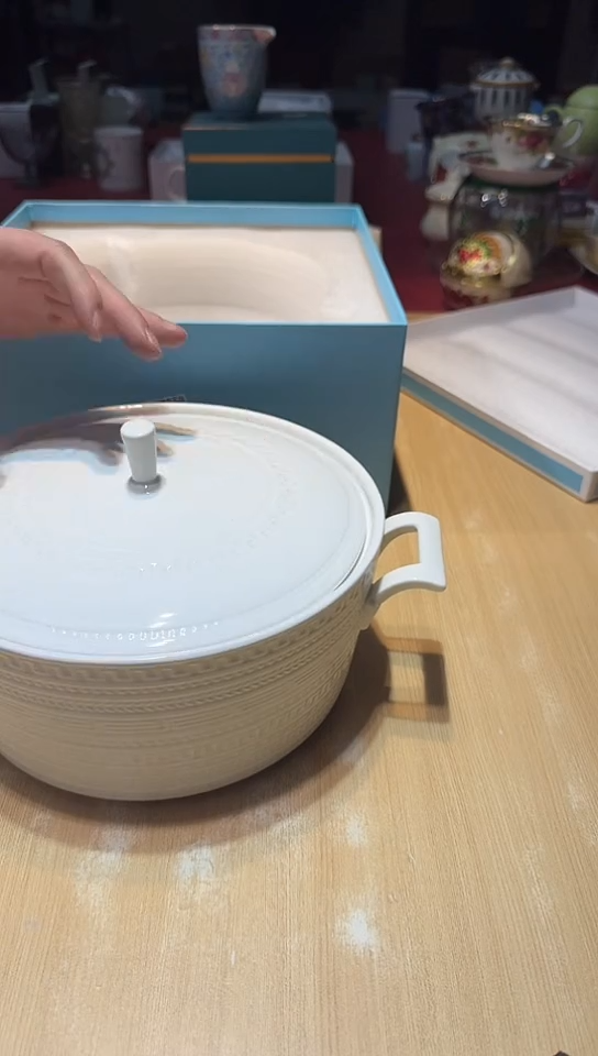 瓷片生活的本意是开心阿@@1