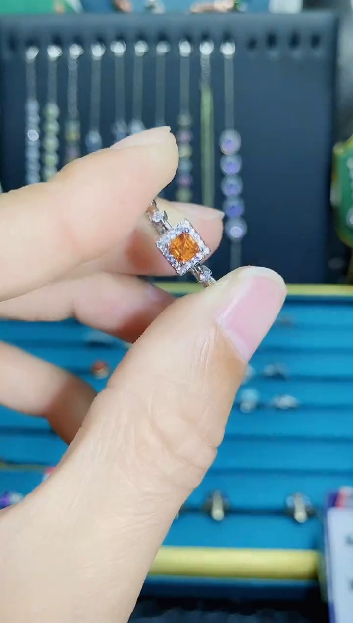 【闪购商品】石榴石（芬达石）戒指银S925镶嵌1211