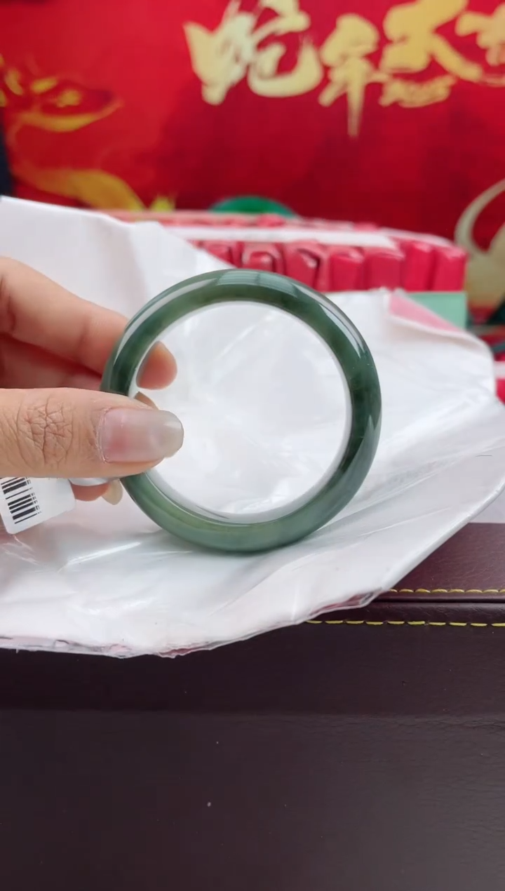 【闪购商品】翡翠手镯未镶嵌16翡翠手镯（微瑕）