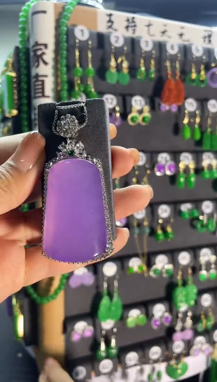 【闪购商品】翡翠耳饰银S925镶嵌226...