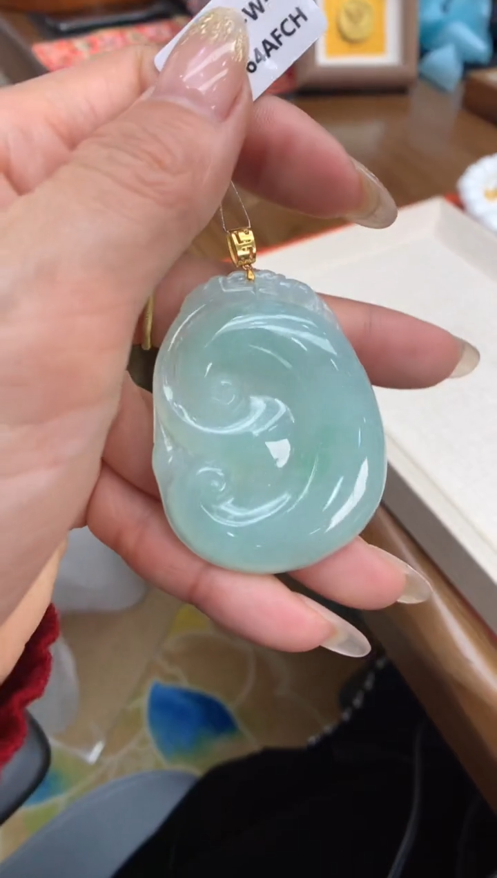 【闪购商品】翡翠颈饰18K金镶嵌如意