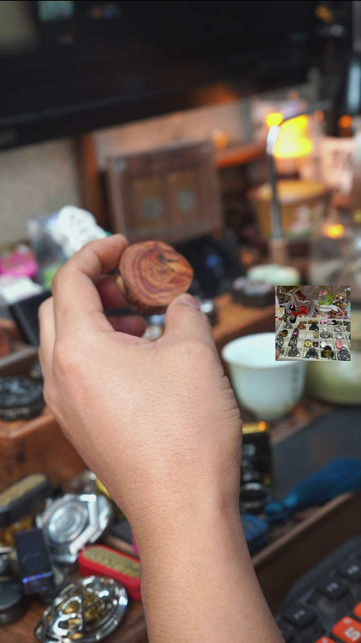 海黄 原料 手把件