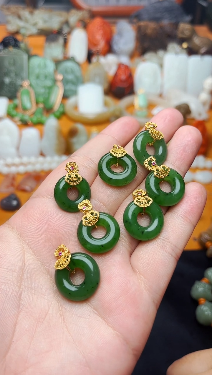 【闪购商品】和田玉颈饰银S925镶嵌平安扣多样性拍一发一01