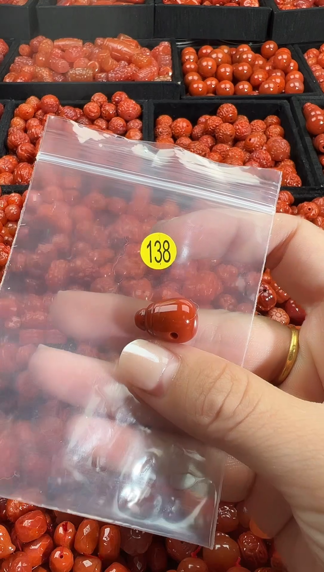 颈饰未镶嵌南红玛瑙1