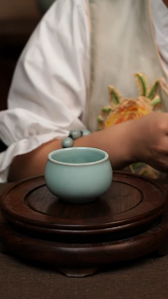 瓷片天青色圆融杯90ml微瑕不带礼盒