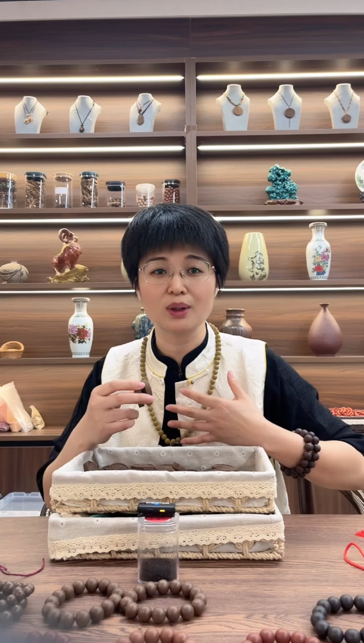 泥塑眼睛一亮香方小哪吒牌
