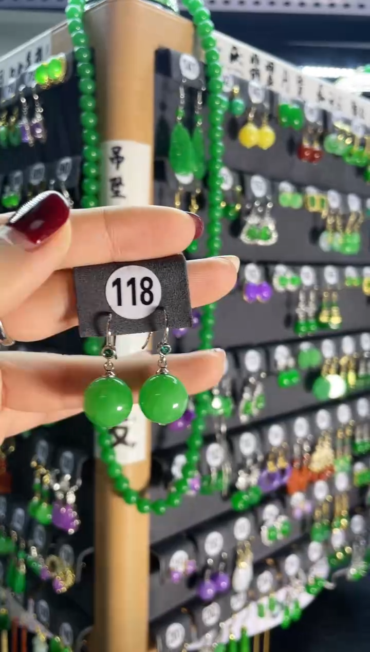 【闪购商品】翡翠耳饰银S925镶嵌118..