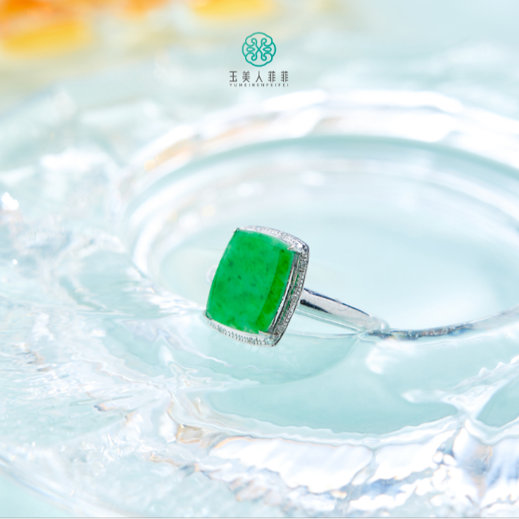 石惑珠宝-翡翠戒指约10*8mm-多样性发一