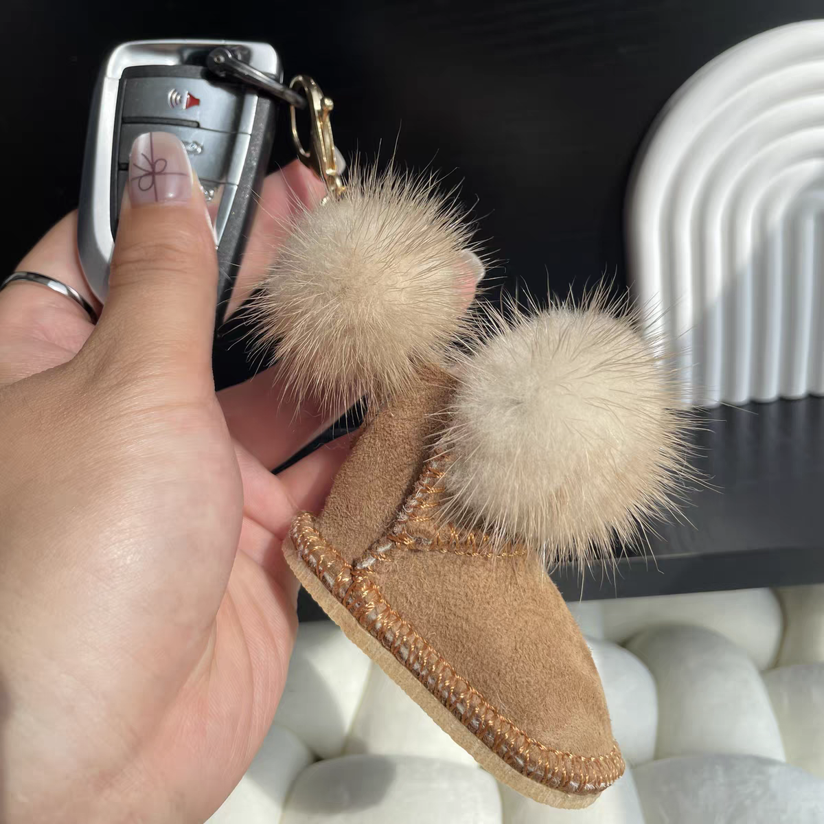 水貂毛羊毛手套靴子包挂饰钥匙扣时尚大气