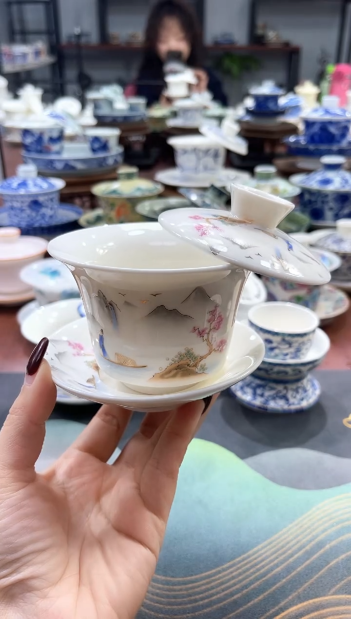 【闪购商品】中号游舟范湖盖碗4个