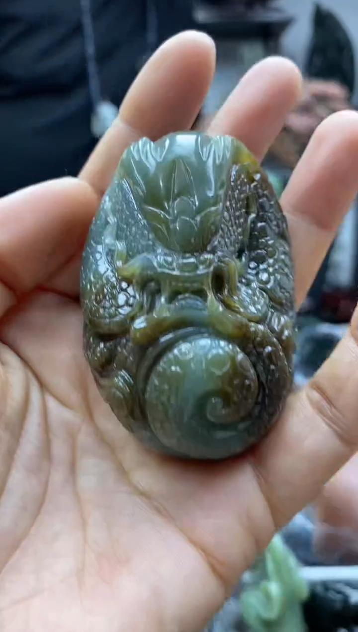 和田玉未镶嵌把件1