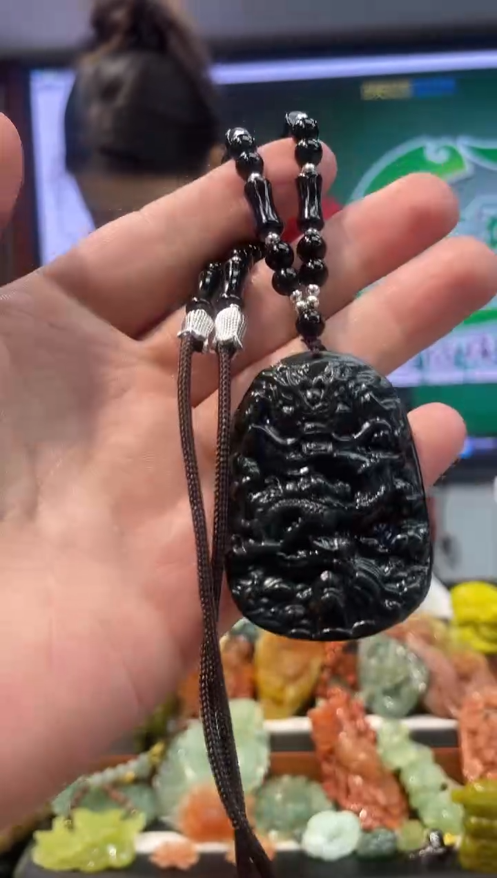 【闪购商品】岫玉吊坠未镶嵌·