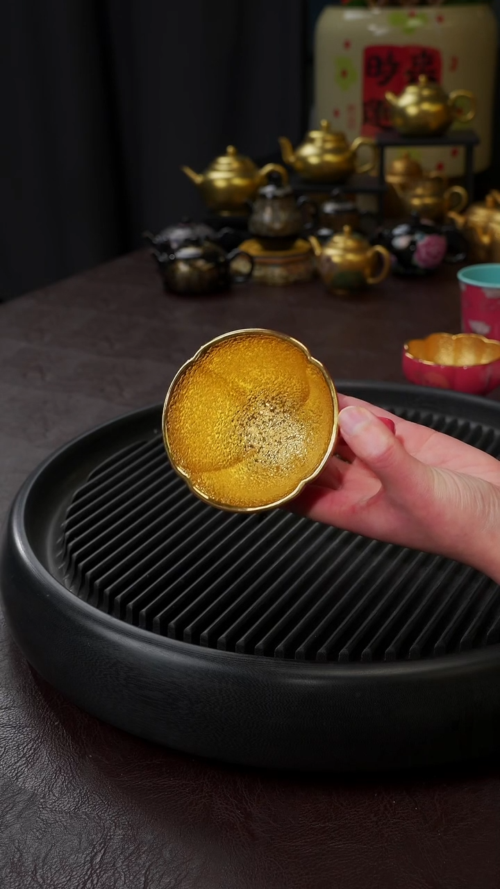 【闪购商品】杯【宜景窑帝王黄鎏金系列】小逐鹿四方