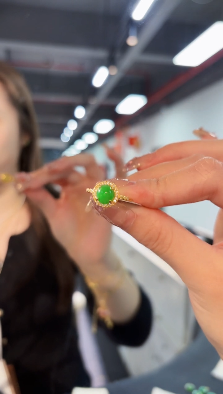 【闪购商品】翡翠戒指未镶嵌缅料A货/支持复检/一件