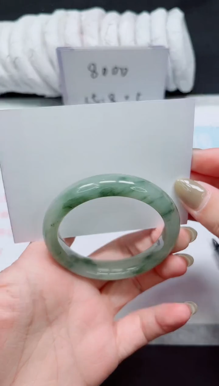 石英质玉未镶嵌手镯103/52