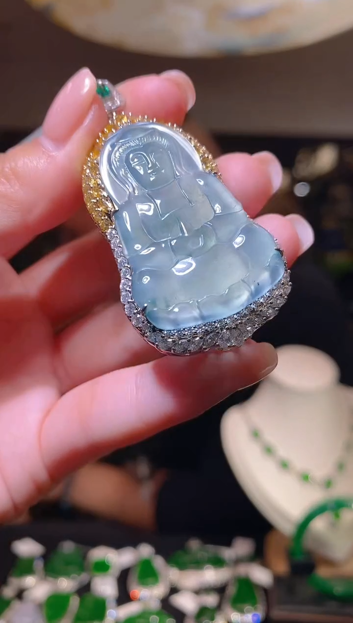 【闪购商品】翡翠颈饰未镶嵌多样性发其一