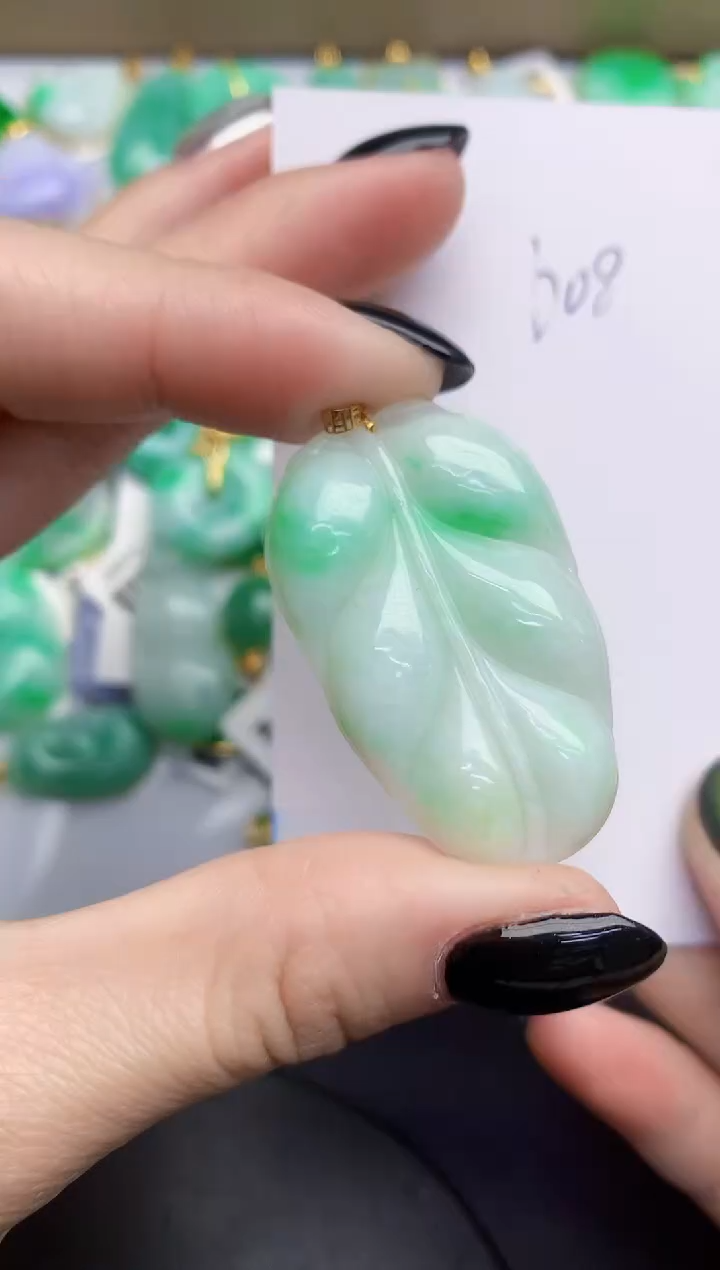 【闪购商品】翡翠颈饰18K金镶嵌0000000000