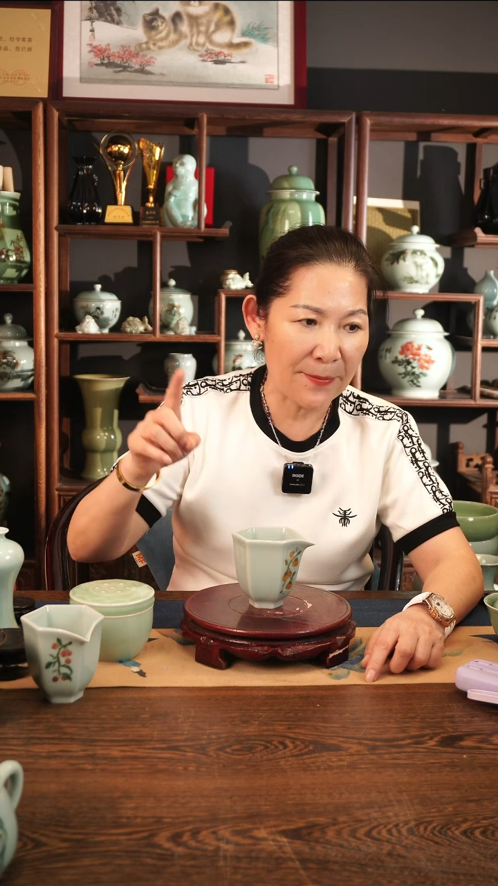 釉中彩 柿子画 公道杯