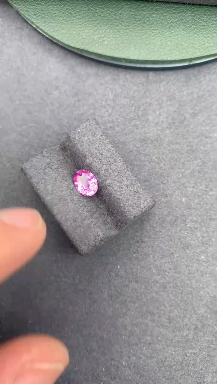 【闪购商品】蓝宝石裸石未镶嵌1ct 无烧粉蓝宝