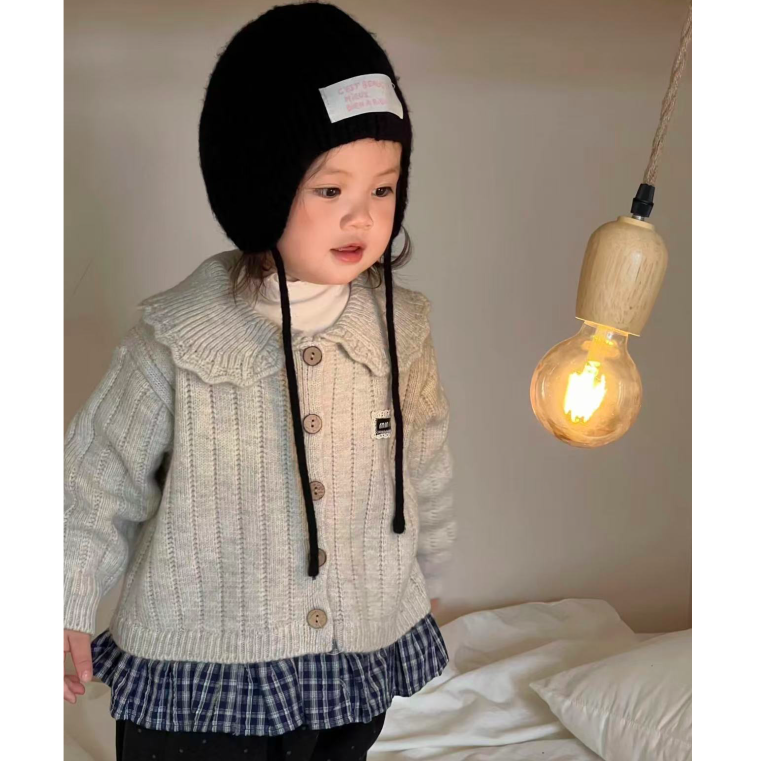 2025秋季新款女童洋气针织衫